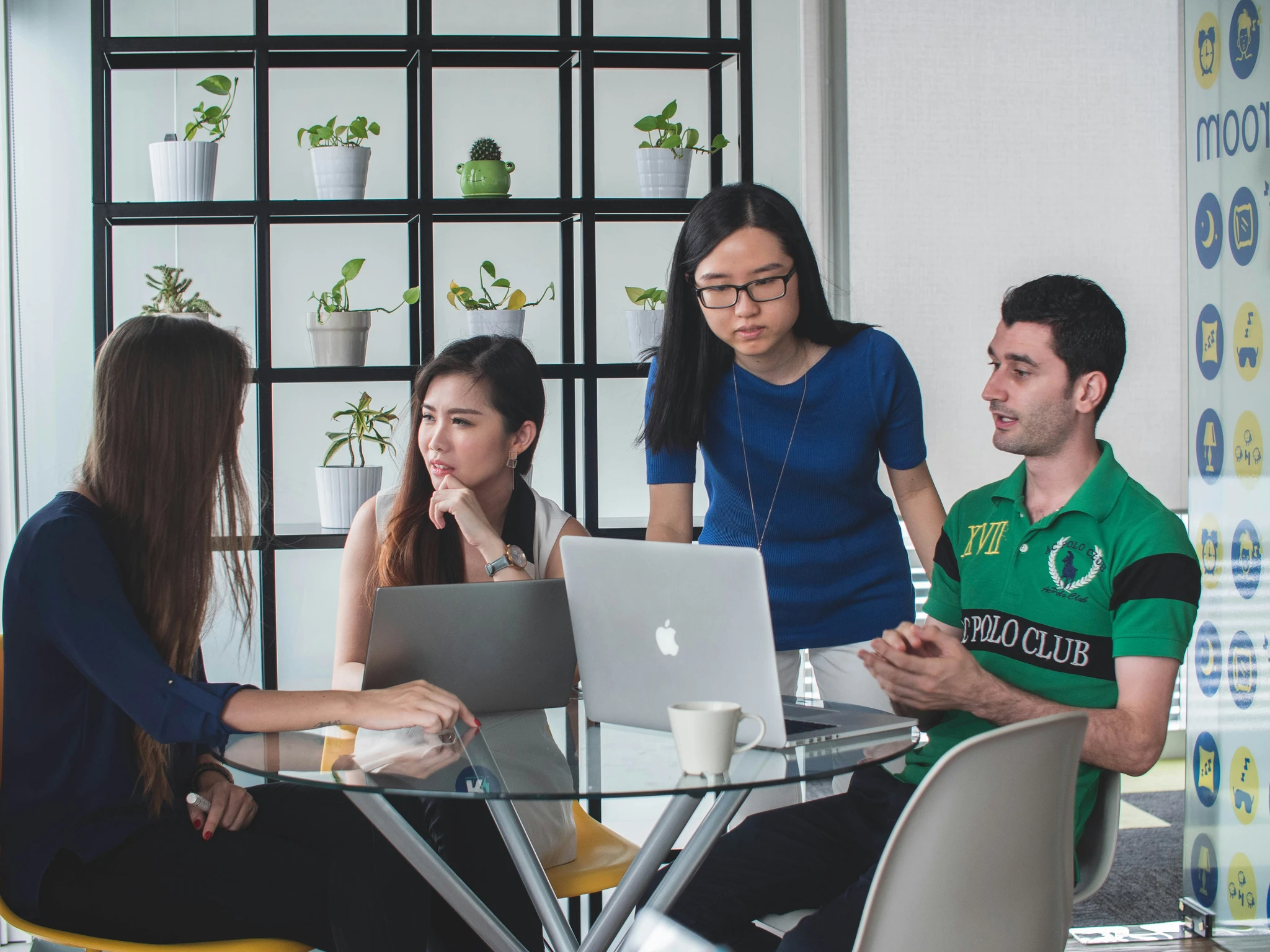 Logistics talents, bilingual talents, Chinese speakers